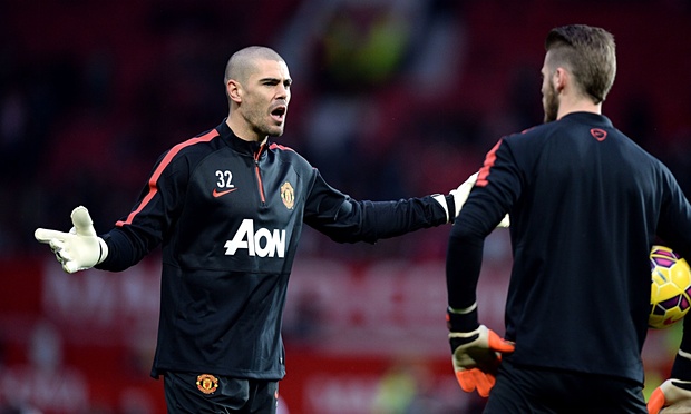 Victor Valdes left out of Manchester United UCL play-off squad
