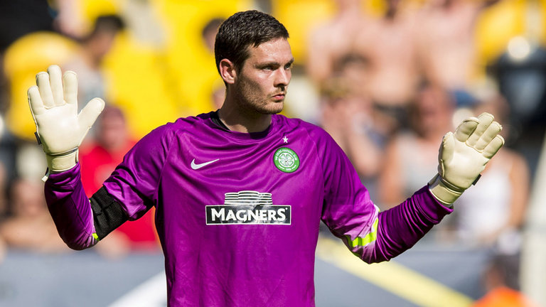 Celtic goalkeeper Craig Gordon in action. (Getty Images)
