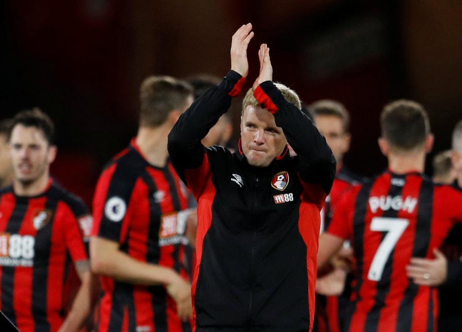 Eddie Howe applauds the fans after the game. (Getty Images)