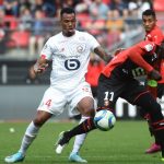 Lille's Brazilian defender Gabriel dos Santos Magalhaes (L) fights for the ball with Rennes' Senegalese forward Mbaye Niang (R)during the French L1 Football match between Rennes (SRFC) and Lille (LOSC), on September 22, 2019, at the Roazhon Park, in Rennes, northwestern France. (Getty Images)