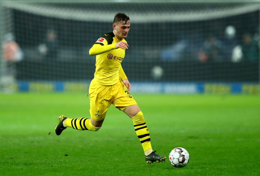Jacob Bruun Larsen of Dortmund runs with the ball during the Bundesliga match between Hertha BSC and Borussia Dortmund at Olympiastadion on March 16, 2019. (Getty Images)