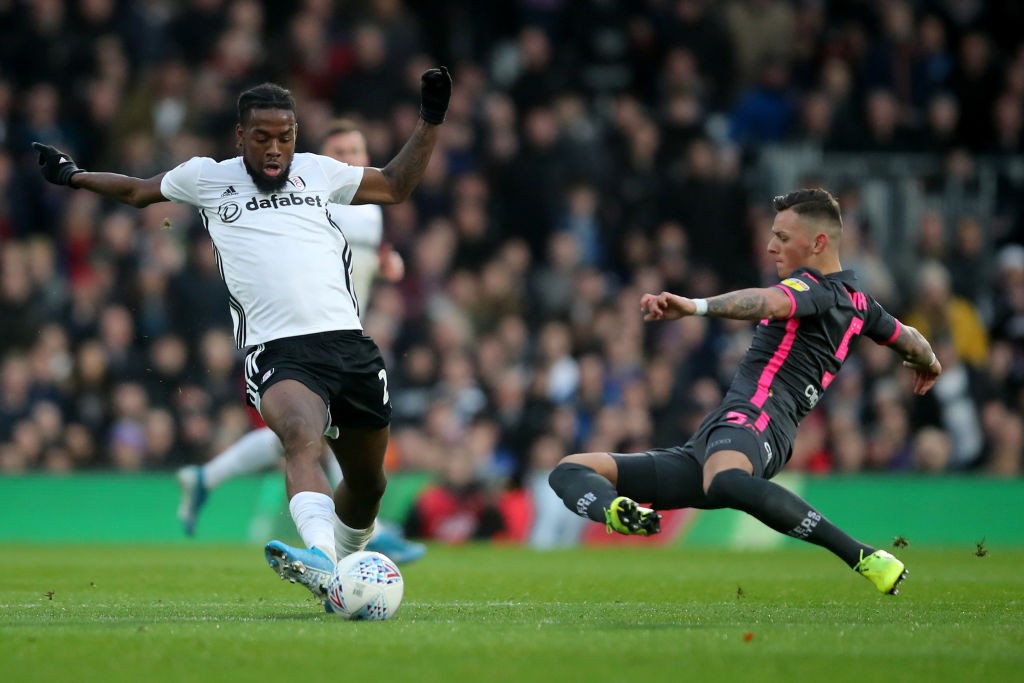 Josh Onomah of Fulham in action with Ben White of Leeds United during the Sky Bet Championship match between Fulham and Leeds United at Craven Cottage on December 21, 2019 in London, England. (Getty Images)