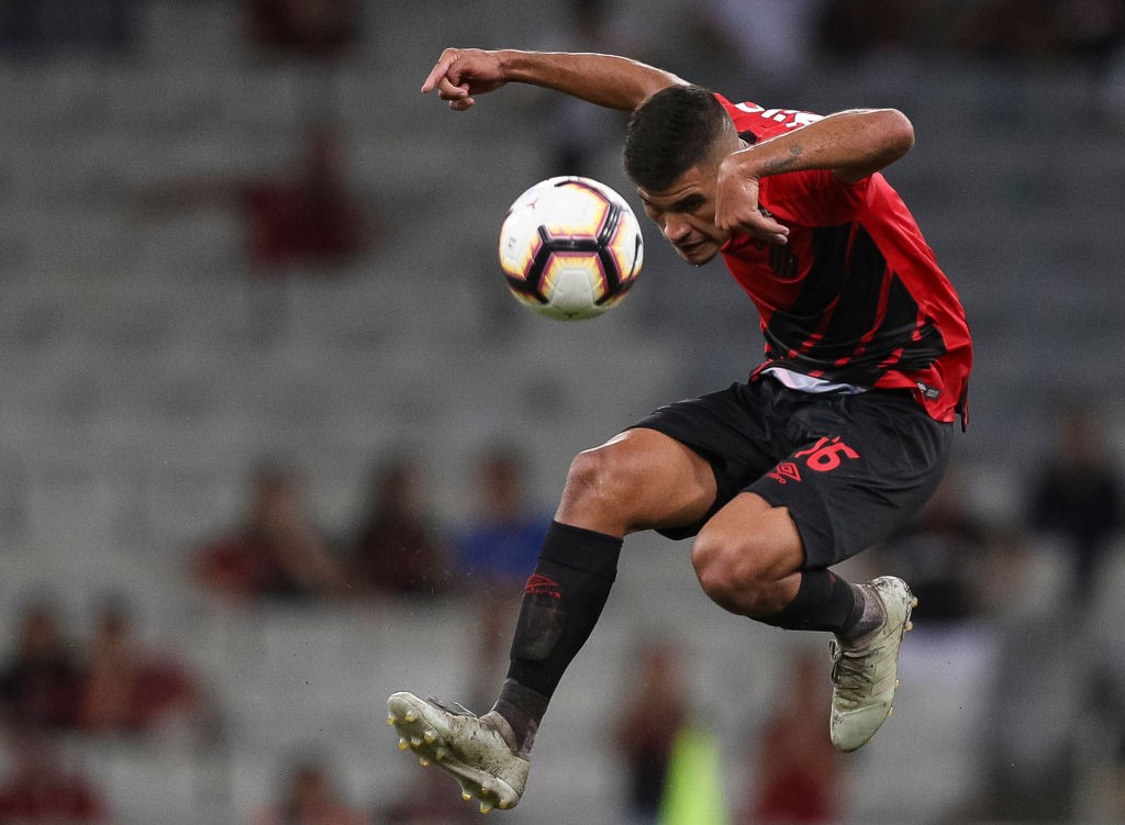 Bruno Guimaraes of Athletico PR controls the ball in the air during a match between Athletico PR and Jorge Wilstermann, as part of Copa CONMEBOL Libertadores 2019 at Arena da Baixada on March 14, 2019 in Curitiba, Brazil. (Getty Images)