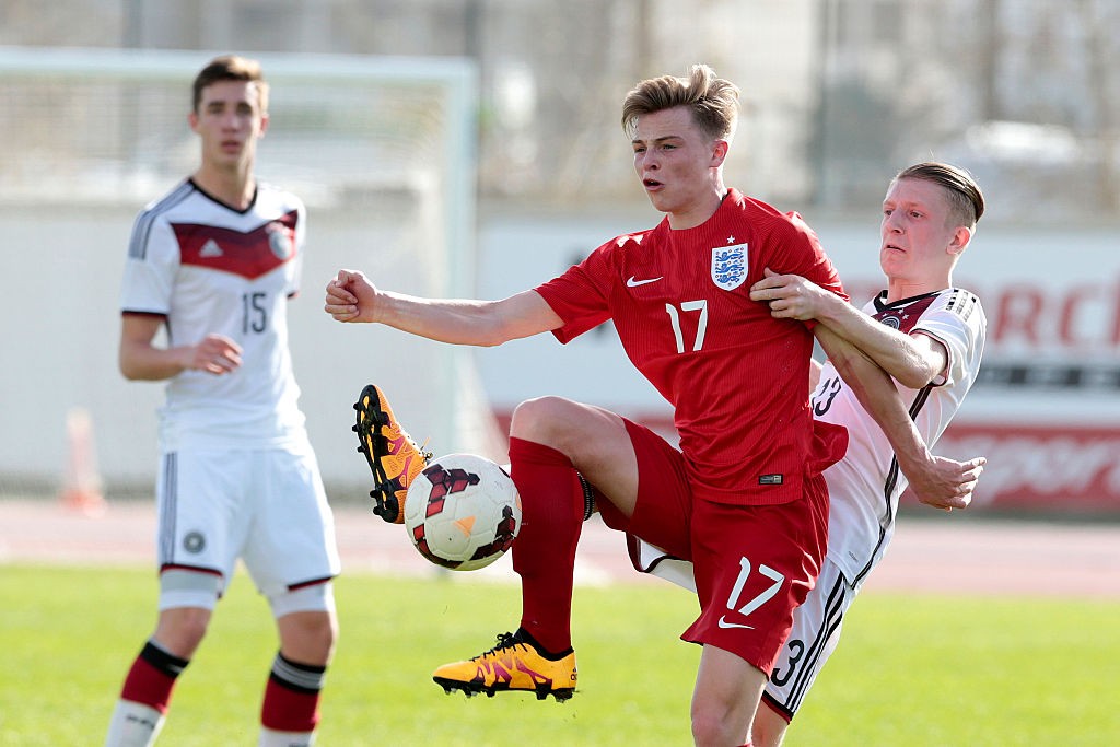 George Tanner of England challenges Jan-Niklas Beste of Germany during the UEFA Under17 match between U17 England v U17 Germany on February 7, 2016 in Lagos, Portugal. (Getty Images)
