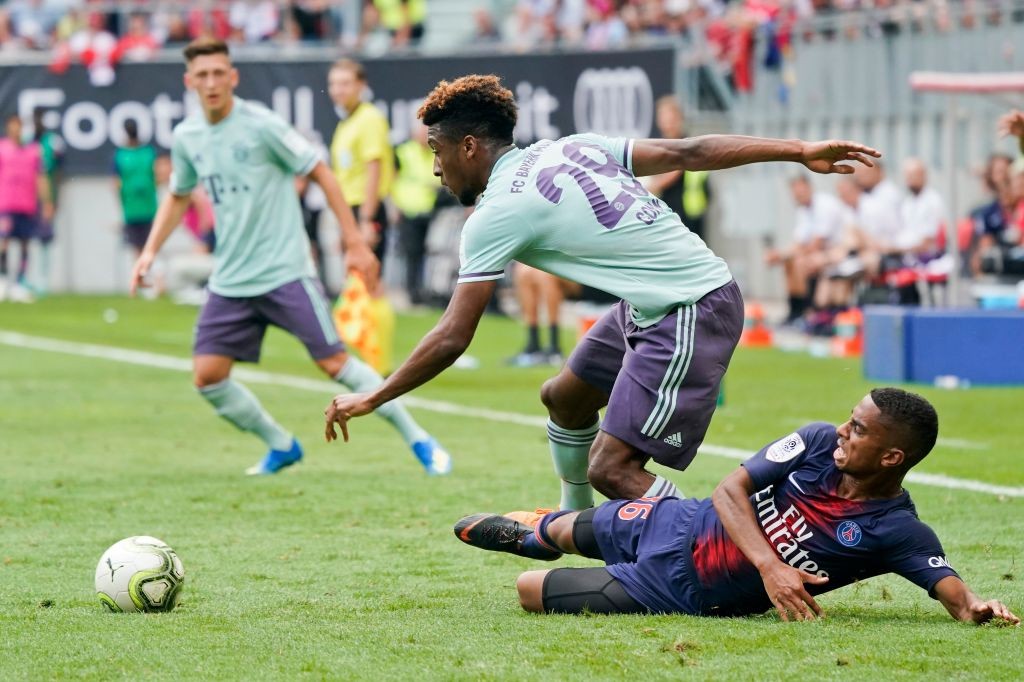 Kingsley Coman of FC Bayern Muenchen and Moussa Sissako of Paris St. Germain during the AUDI Football Summit match between Bayern Muenchen and Paris St. Germain at Woerthersee Stadion on July 21, 2018 in Klagenfurt, Austria. (Getty Images)