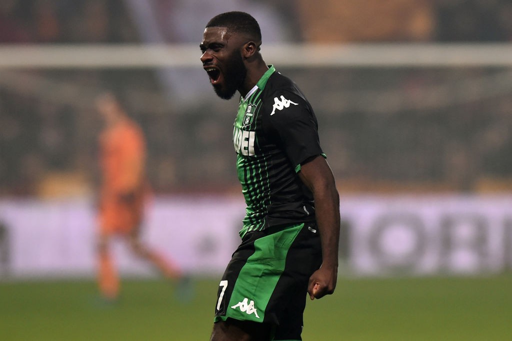 Jeremie Boga of Sassuolo celebrates after scoring his team's fourth goal during the Serie A match between US Sassuolo and AS Roma at Mapei Stadium - Città del Tricolore on February 01, 2020 in Reggio nell'Emilia, Italy. (Getty Images)
