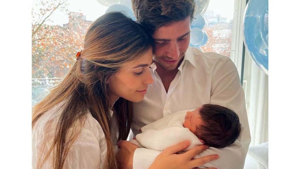 Sergi Roberto with wife and children. (Credit: Instagram)