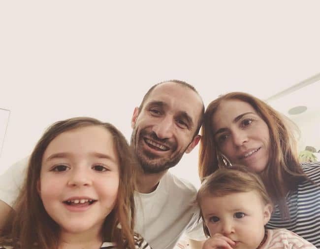 Giorgio Chiellini with wife and children. (Picture was taken from biographymask.com)
