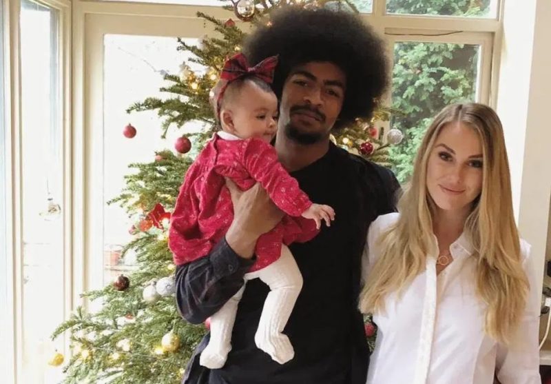 Hamza Choudhury with wife and daughter. (Picture was taken from Rich Athletes website)