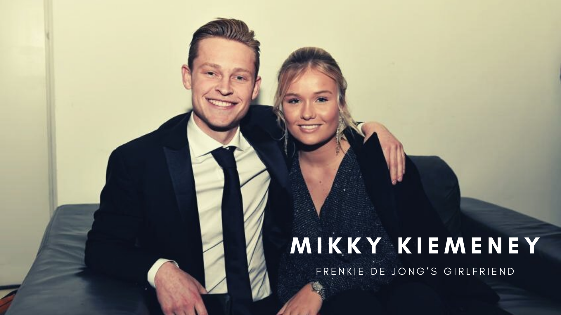Frenkie de Jong with girlfriend Mikky Kiemeney. (Credit: FC Barcelona Twitter)