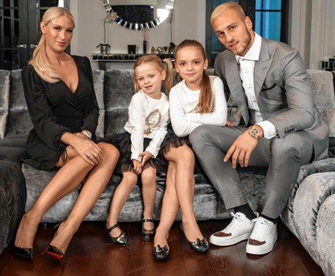 Marko Arnautovic with girlfriend and children. (SOURCE: Pinterest)