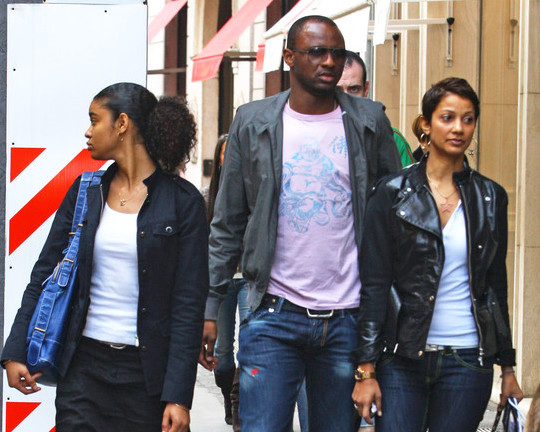 Patrick Vieira with his wife and daughter. (Picture was taken from bckonline.com)