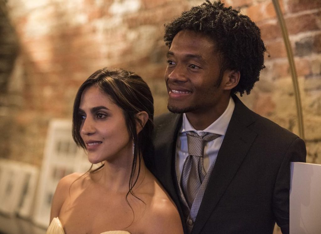 Juan Cuadrado met with his wife, Melissa in 2013. (Picture was taken from WTfoot)