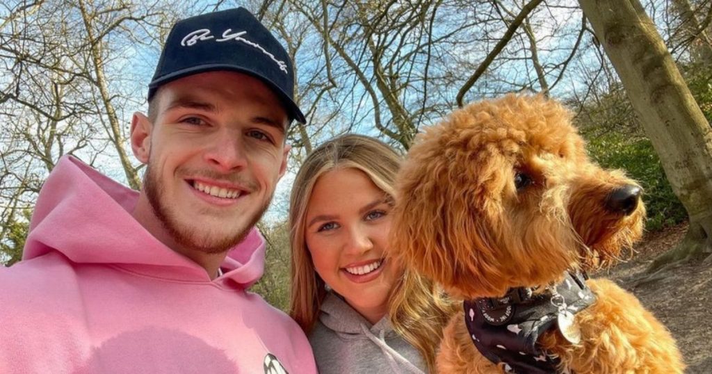 Declan Rice with his girlfriend and dog. (Credit: Instagram) 
