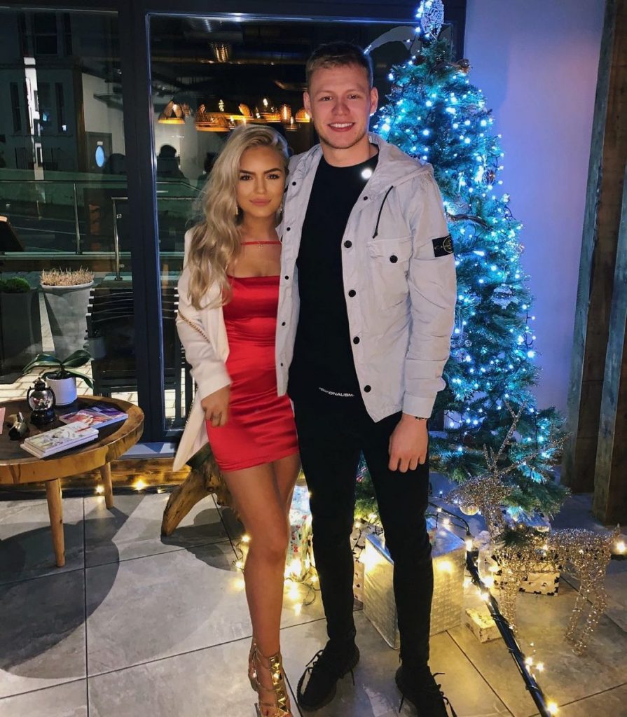 Aaron Ramsdale met with his girlfriend in 2019. (Credit: Instagram) 