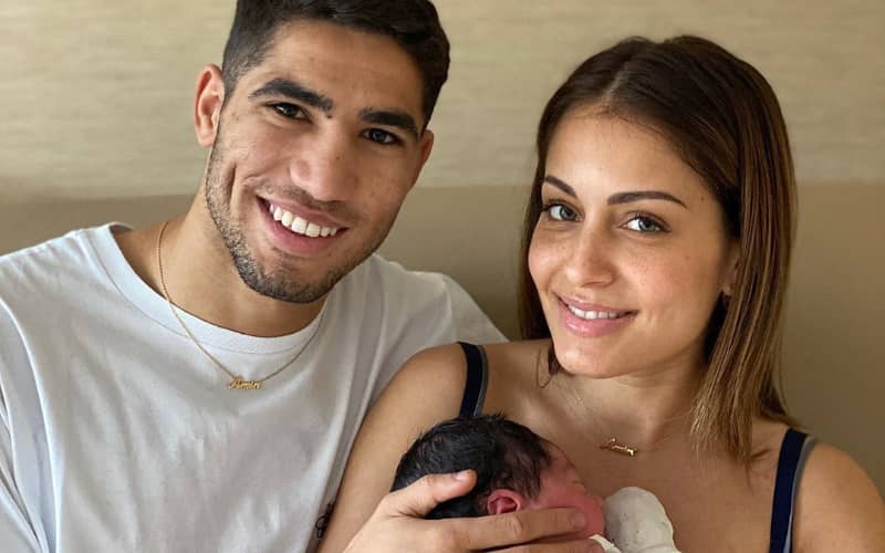 Achraf Hakimi and his wife Hiba Abouk with their child. (Credit: Instagram) 