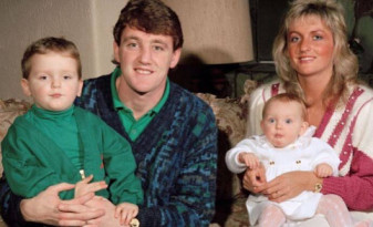 Steve Bruce with his wife Janet and two kids Alex and Amy 