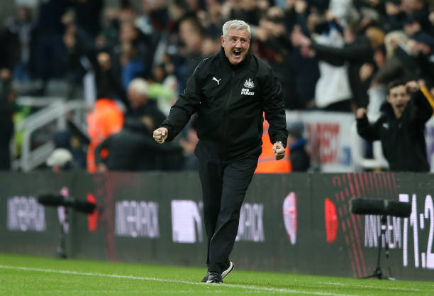  Steve Bruce, Manager of Newcastle United celebrates his teams opening goal during the Premier League match between Newcastle United and Manchester United at St. James Park on October 06, 2019