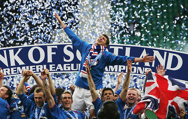 Shota Arveladze of Rangers celebrates winning the Scottish Premier League during the Bank of Scotland Scottish Premier League match between Hibernian and Rangers at Easter Road Stadium on May 22, 2005 in Edinburgh, Scotland