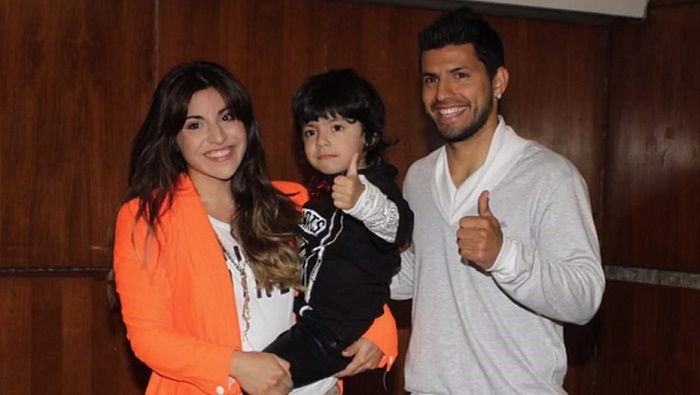 Sergio Aguero with Ex Wife and son. (Credit: YouTube)