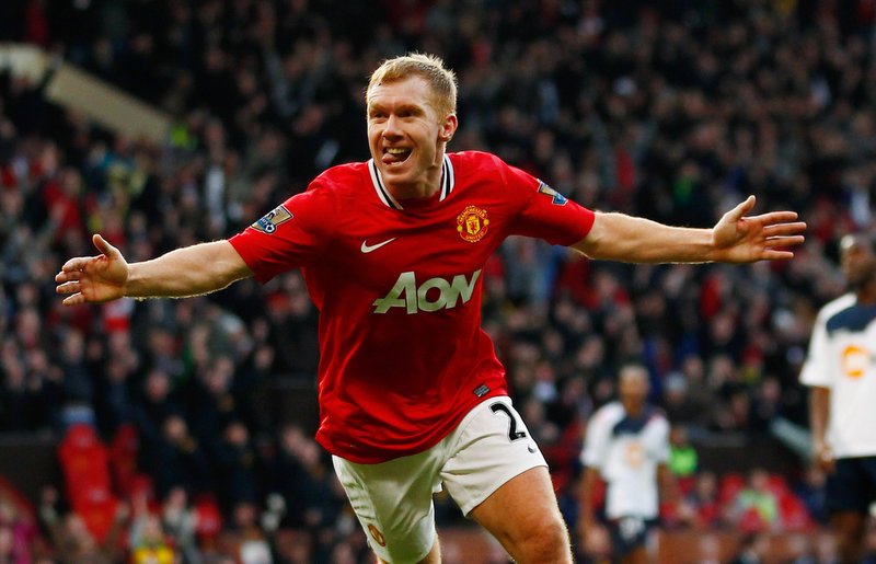 Manchester United's Paul Scholes celebrates scoring his sides first goal  Mandatory (Credit: Action Images / Jason Cairnduff) 