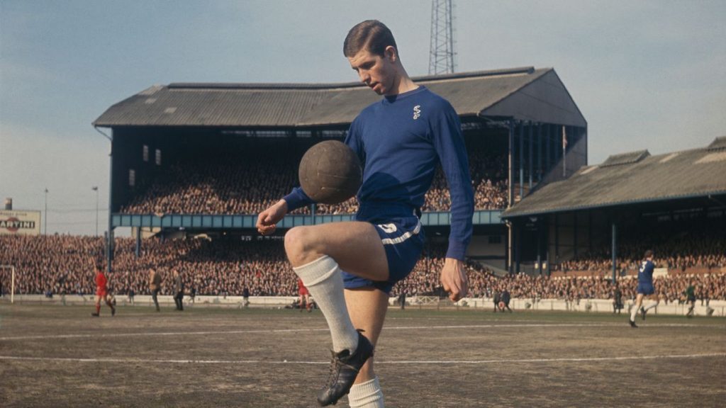 Peter Osgood showing skills at Stamford Bridge. (Photo by Central Press/Getty Images)