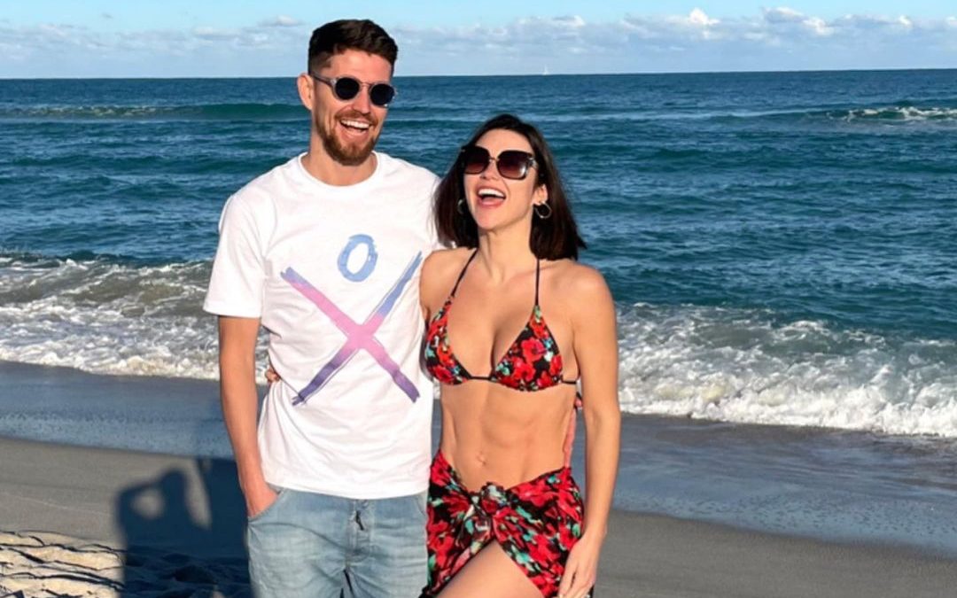 Jorginho met his girlfriend in 2019. (Credit: Instagram)