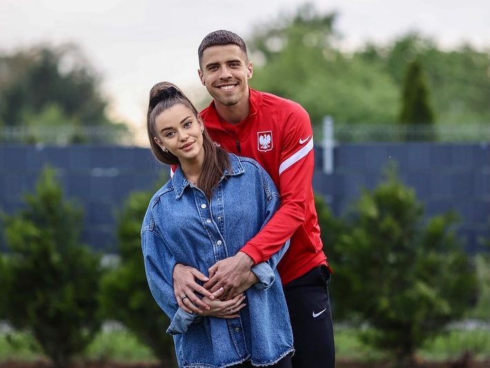 Jan Bednarek and his girlfriend have been together for a long time. (Credit: Instagram)