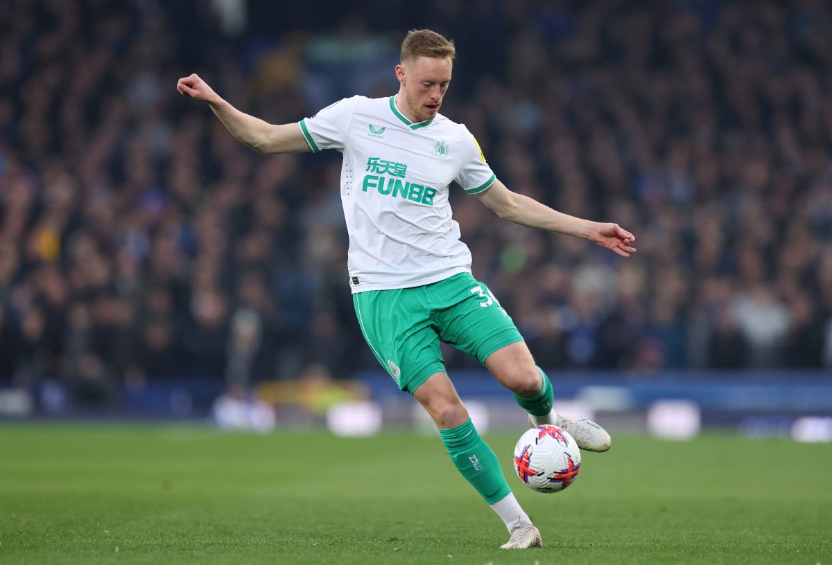 Sean Longstaff of Newcastle United during the Premier League match between Everton FC and Newcastle United. (Photo by Alex Livesey/Getty Images)