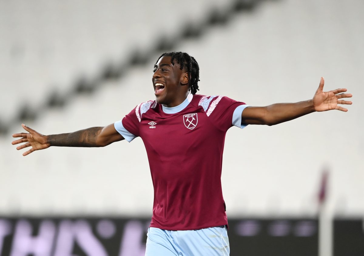 Divin Mubama of West Ham celebrates after scoring his sides 5th goal during the FA Youth Cup Semi-Final match between West Ham United U18 and Southampton U18. (Photo by Alex Davidson/Getty Images)