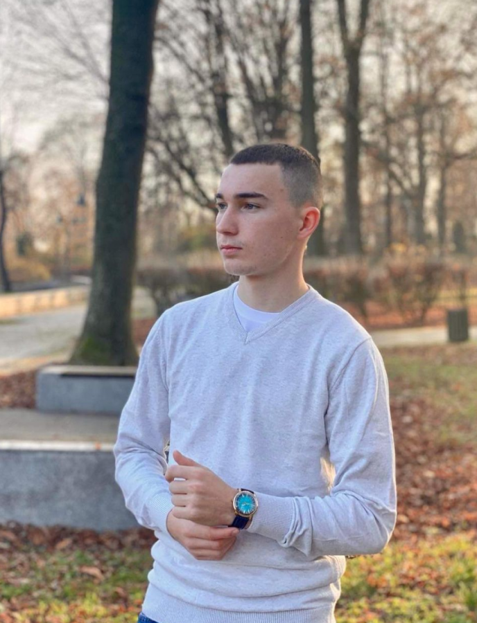 Mateusz Musialowski is currently single and completely focussed on his footballing career. (Credits: Instagram)
